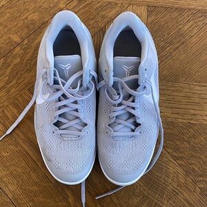 Nike Light Gray Athletic Shoes